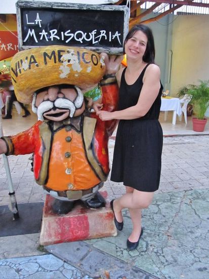 Meine Tochter Anja ist in Cancun eingetroffen...; bei diesem Mexikaner feiern wir meinen 65. Geburtstag...