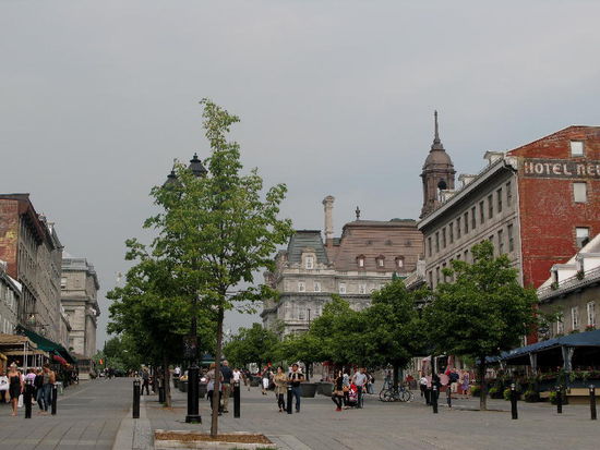 Zurück in der Fussgängerzone...