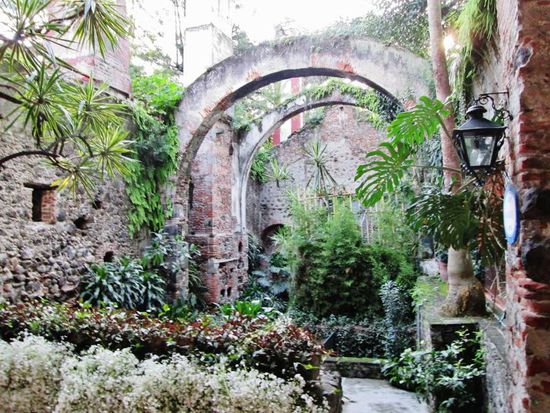 Mehr über die Hacienda Cortés sowie über Cuernavaca