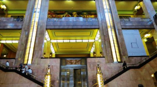 Im Kulturpalast von Mexico City, oder "schöner" gesagt - im Palast der schönen Künste ...