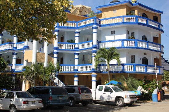 Stilvoll, die Hotel- und Camping-Anlage...