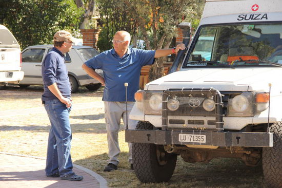Am frühen Abend treffen wir in San Miguel de Allende ein...; den CP kennen wir, sind wir doch schon zum 3. mal hier...; der Platz scheint fest in Schweizer Hand zu sein...! Wir grüssen "Suiza"...