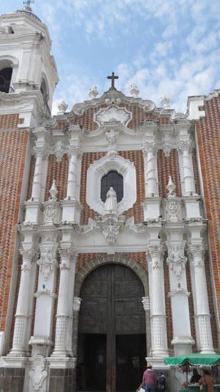 Die Kirche San José ist - obwohl sie im Zentrum steht, ist nicht identisch mit der Kathedrale...