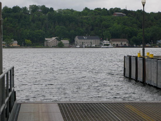 Warten auf die Fähre...