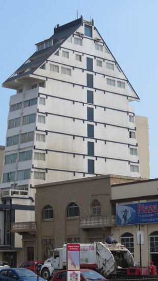 Eine sehr spezielle Architektur...