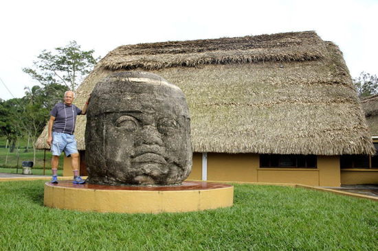Wir sind im Olmeken-Museum in La Venta...