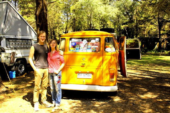 Wir verabschieden uns von Anita und Nathaniel aus Belgien...; sie fahren heute weiter...; wir gehen am Morgen zeitig in die Stadt...