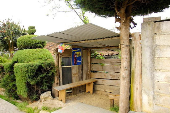 Eine Bushaltestelle...