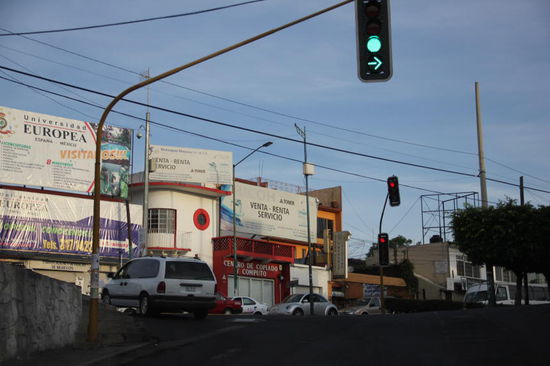 Auch wir fahren nach links...