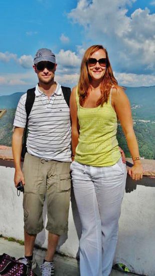 Sabine und Bernhard aus San Miguel de Allende...; es war ein super Timing, hatten wir doch den 1. Stromausfall in Cuernavaca! Der Grund: Die Kupferleitungen wurde durch eine unbekannte Täterschaft kurzerhand heruntergeschnitten und gestohlen...
