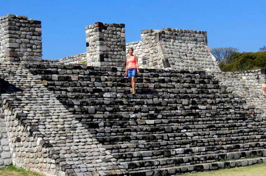 In den Ruinen von Xochicalco...