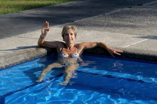 Im warmen Pool zur Erholung...