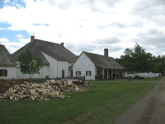 Die Nebengebäude...