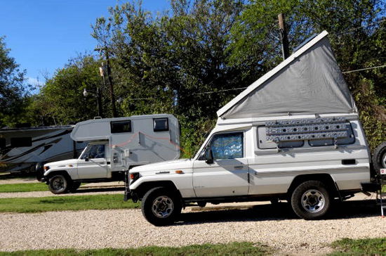Kleines Buschtaxi-Treffen in San Antonio...