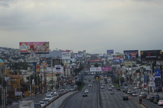 Gar nicht so einfach, sich in der 4 Mio-Stadt Monterrey zurecht zu finden...!