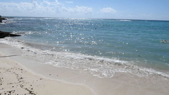 Der schöne, feine Sandstrand