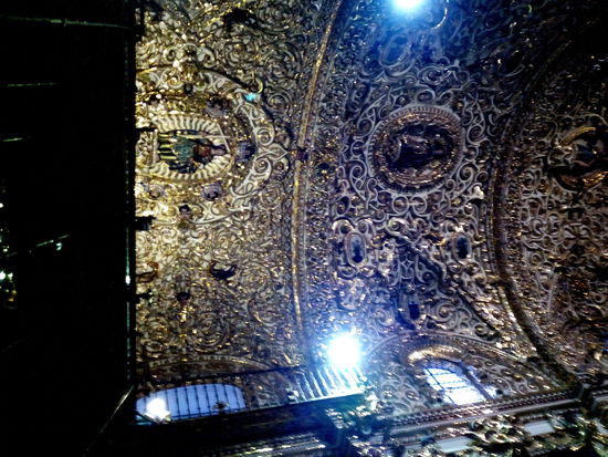 äusserst schwierig, eine solche Decke fotografisch einzufangen!