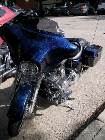 Blau metallisé - Harley Davidson...