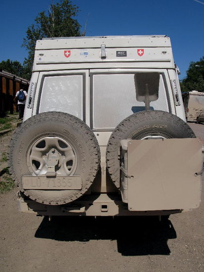 Uups, der Tacho zeigt 759 km mehr an...; war wohl etwas weit heute, doch wo anhalten - wir sind fast immer durch Wälder gefahren...