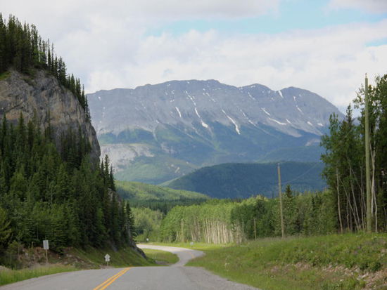 Am andern Morgen sind wir wieder auf dem Alaska Highway...