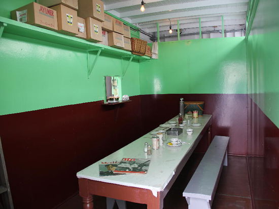 Die Mannschafts-Speisekammer...