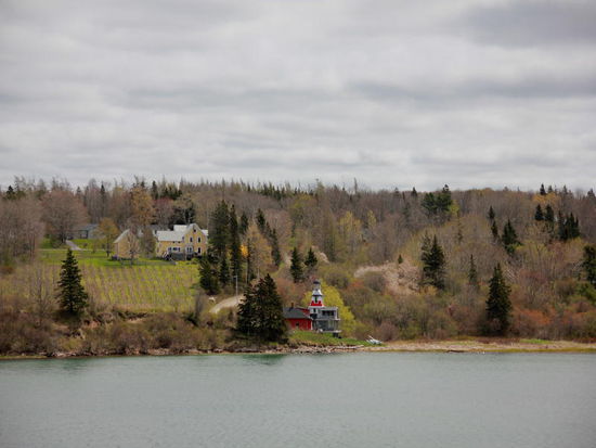 Kleine, verstreute Siedlungen am Wegesrand...