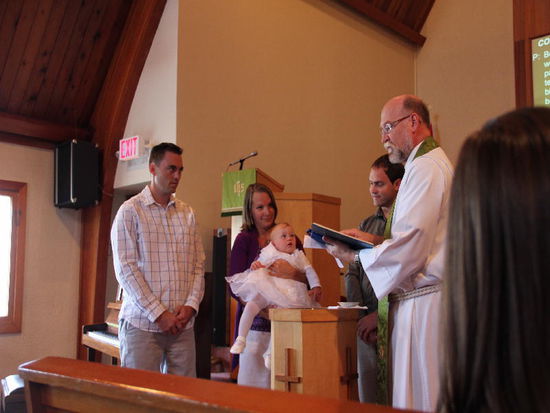 Bei der Taufzeremonie...