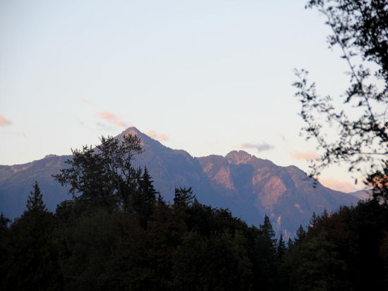 In Hope finden wir einen schönen, aber nicht ganz ruhigen CP...; Ohrenstöpsel sind gefragt...