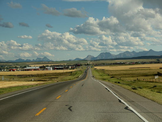 Zuerst fahren wir nach Pincher Creek und machen im Walmart ein paar Besorgungen...