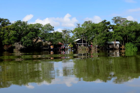 Es gibt verschiedene kleine Dorfgemeinschaften, welche ausschliesslich vom Fischfang leben
