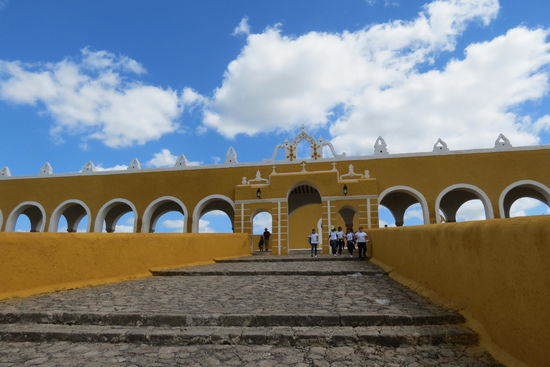 Der Aufstieg zum Kloster