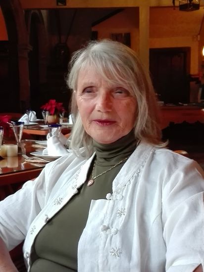 Marianne und ich feiern mal ganz speziell den Beginn der Reisezeit!