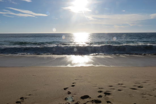 Langsam neigt sich die Sonne dem Horizont zu