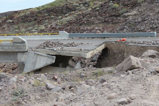 Die Brücke selber als Totalschaden
