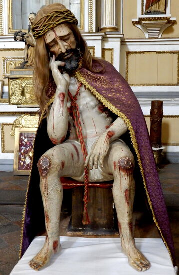 Ein Bild eines Seitenaltares der Kriche Santo Domingo