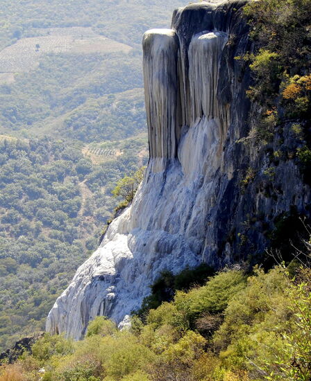 Der versteinerte Wasserfall