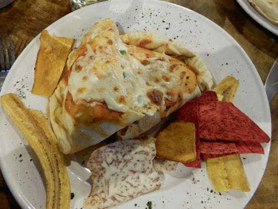 Wir verdrücken uns in ein gutes Restauant - die Calzone hat sehr gut geschmeckt