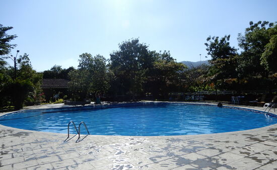 Der tolle Pool in der Anlage
