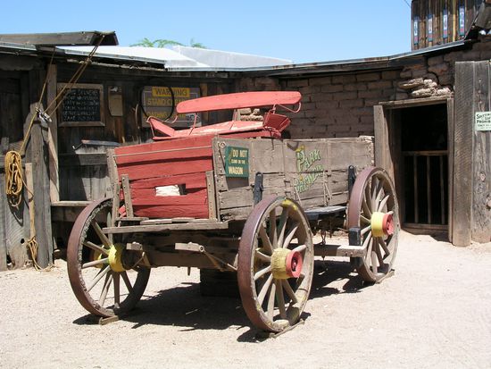 Modernste Verkehrsmittel warten auf Benutzer