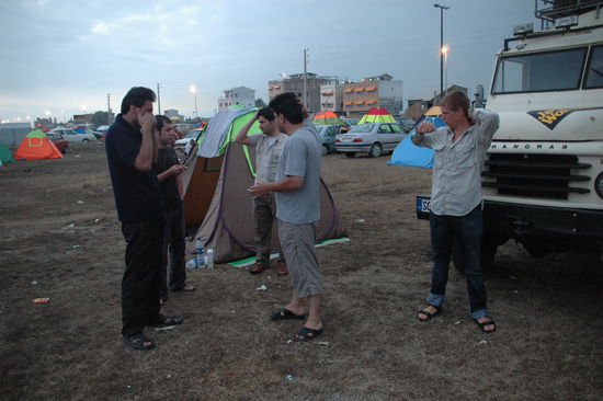 Morgendstund hat Gold im Mund- oder so ähnlich  Wir stehen im Morgengrauen auf.