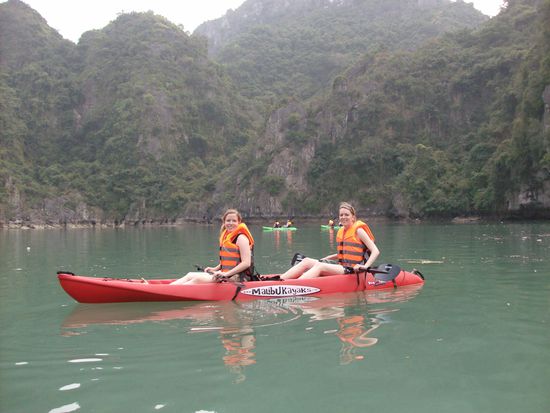Wir im Kajak in der Minibucht