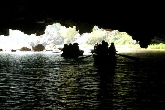 Blick aus eimer Hoehle