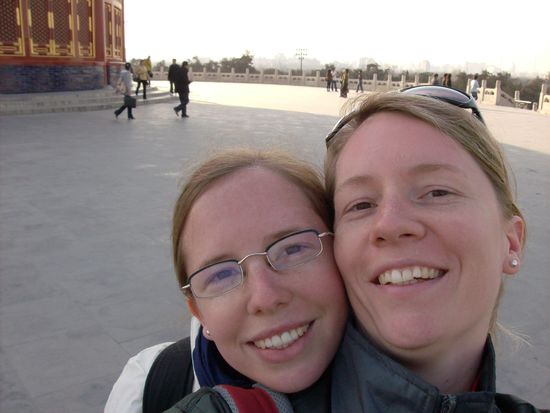 Wir vorm Tempel of Heaven