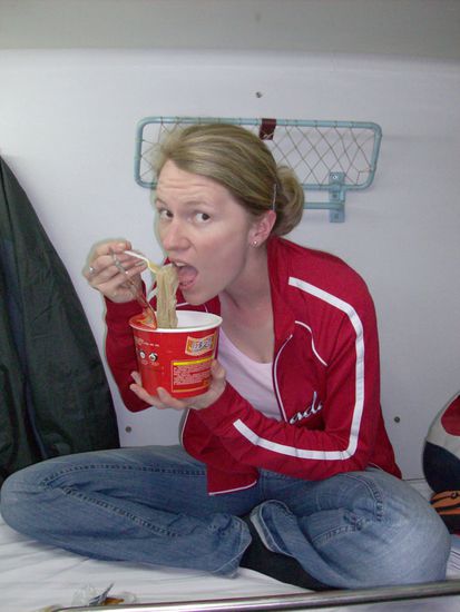 Maike beim Essen! Yummy!