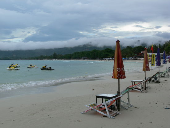 Ankunft auf Samui: REGEN (in Chaweng)