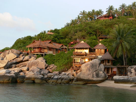 Ankunft auf Ko Tao. In unserer privaten Bucht geht die Sonne unter...