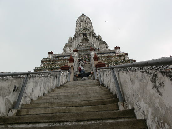 climbing wat arun