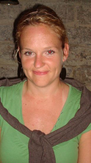 Rote Haare, rote Augen, Gruebchen aehm.... FALTEN: welche Strafen ereilen mich eigentlich noch?!