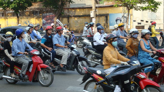 und man stelle sich vor: 2/3 davon hupen...