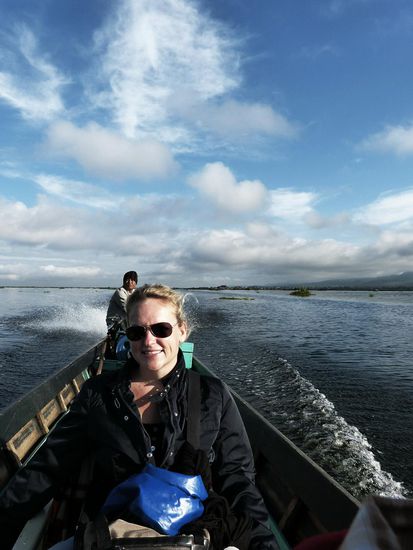 Morgens auf dem Inle-See, im Longtail-Boat. Ganz schön windig...